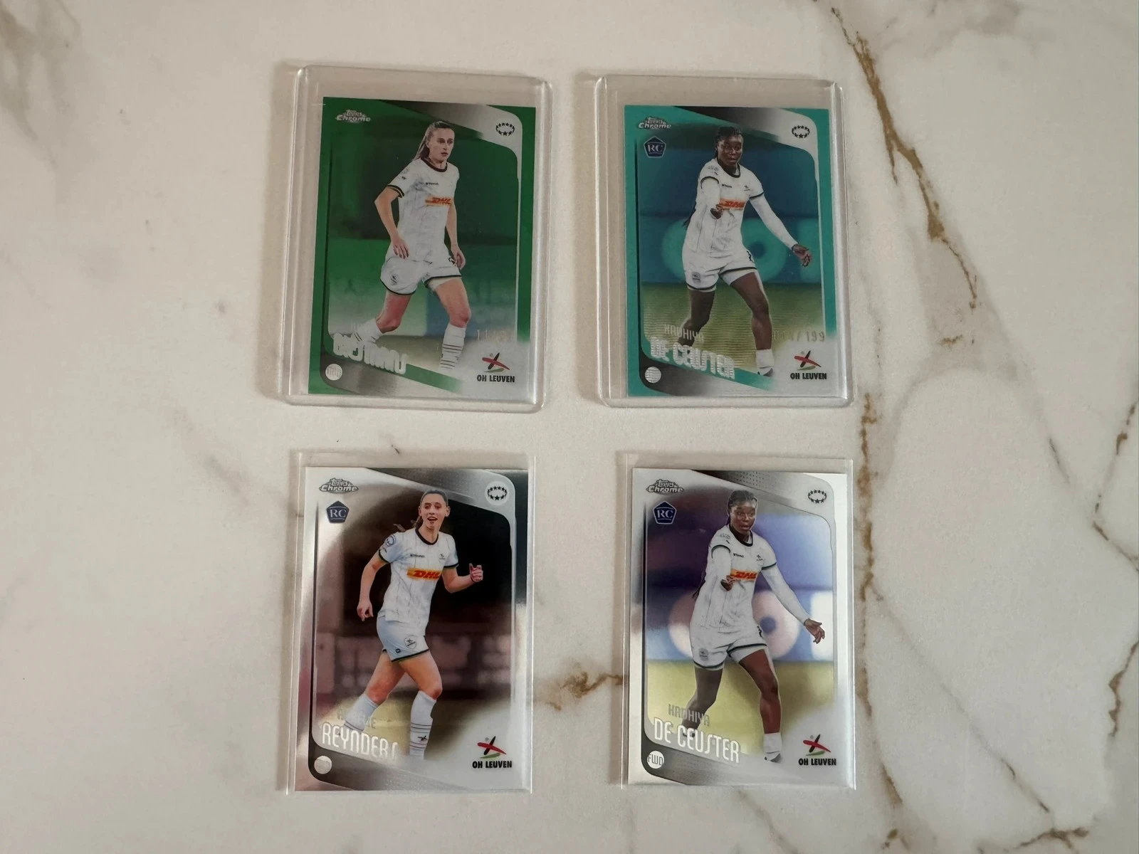 Lot de 4 cartes Topps chrome à collectionner football femme Leven De Cuester Reynders neuf